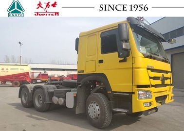 Yellow HOWO 6X4 Tractor Truck / Prime Mover With 420 HP For Fuel Transport